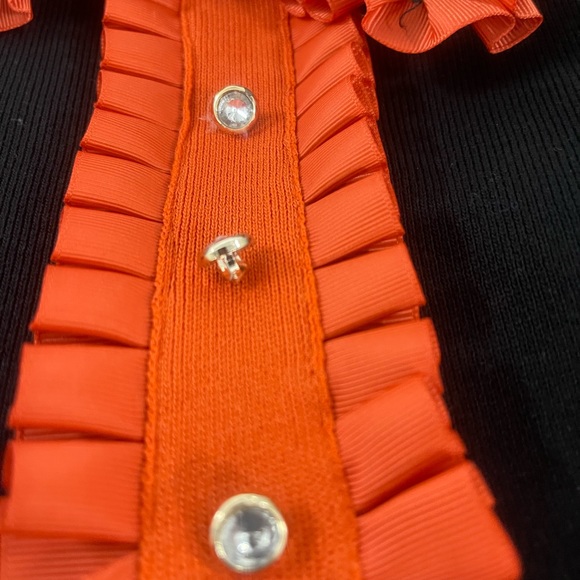 Embroidered bee sweater dress worn once black/orange orange ribbon trim XS - Picture 6 of 6